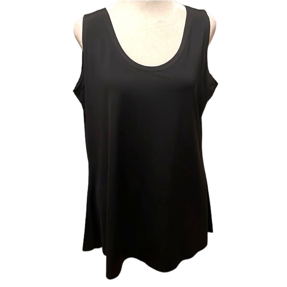 Planet by Lauren G matte jersey microfiber tank in black. Size 2. NWT